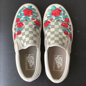 VANS embroidered flower